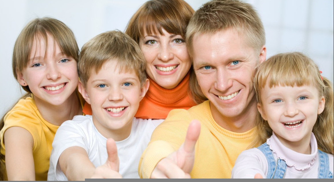 Минтруд РД напоминает многодетным семьям о компенсации части расходов на образование детей по программам на платной основе